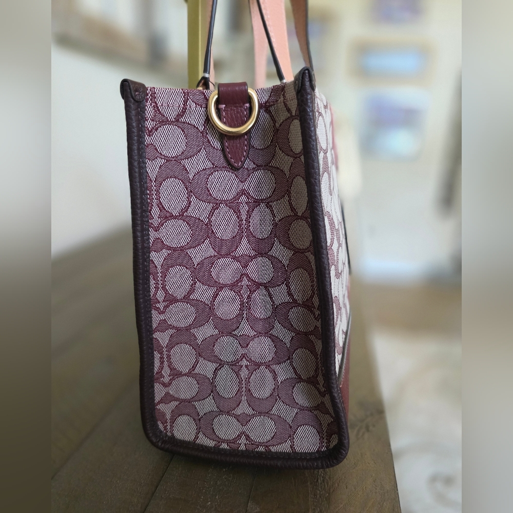 Coach Field Tote 22 Wine Multi Signature Jacquard & Leather Tote/Crossbody Bag - Picture 7 of 15
